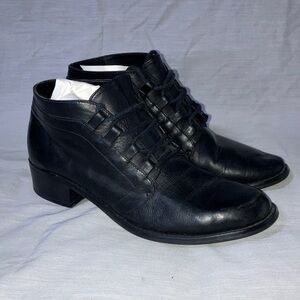 “Partners” made in Brazil women’s size 6 1/2 Elegant Black Leather Ankle Booties